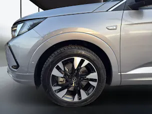 Opel Grandland 1.6 Hybrid Elegance Automatik
