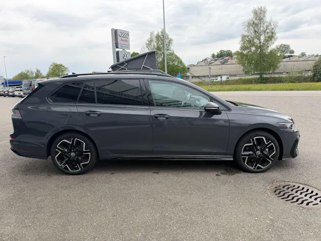 VW Golf Variant 2.0 TSI R-Line DSG 4 Motion