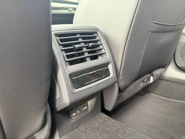 VW Golf Variant 2.0 TSI R-Line DSG 4 Motion