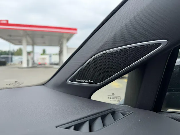 VW Golf Variant 2.0 TSI R-Line DSG 4 Motion