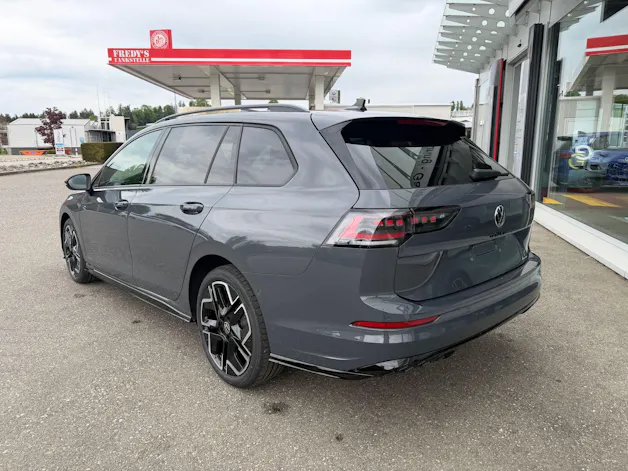 VW Golf Variant 2.0 TSI R-Line DSG 4 Motion