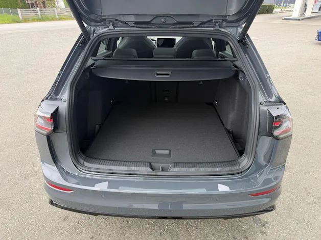VW Golf Variant 2.0 TSI R-Line DSG 4 Motion