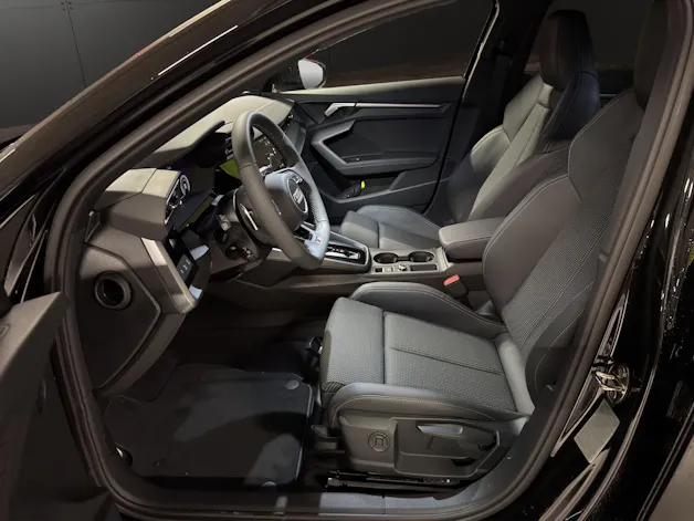 Audi A3 Sportback TFSI 110 kW S line Attraction S tronic