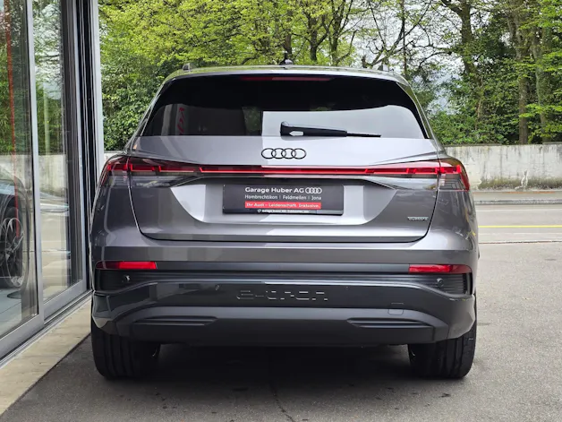 Audi Q4 e-tron 45 Edition Swiss Ski quattro