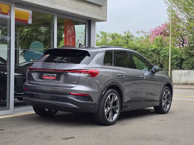 Audi Q4 e-tron 45 Edition Swiss Ski quattro