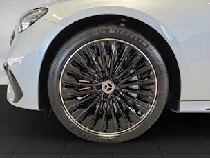 Mercedes-Benz E 220 d T 4Matic 9G-Tronic