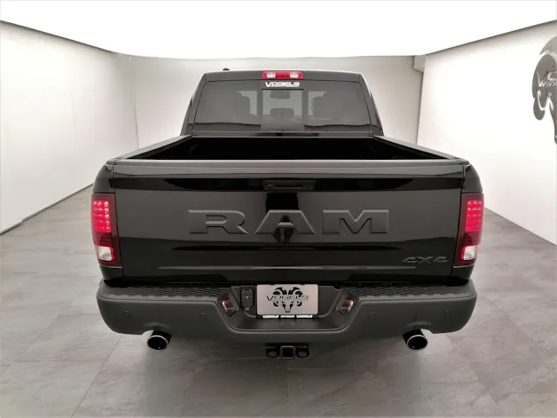 Dodge RAM 1500 5.7 V8 Warlock Crew Cab