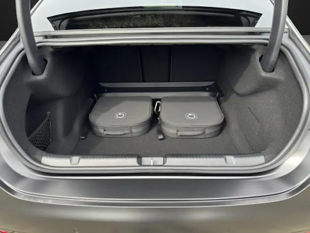 Mercedes-Benz EQE 500 4 Matic Exe. Ed.