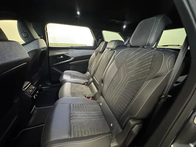 Peugeot 5008 210 73kWh Allure