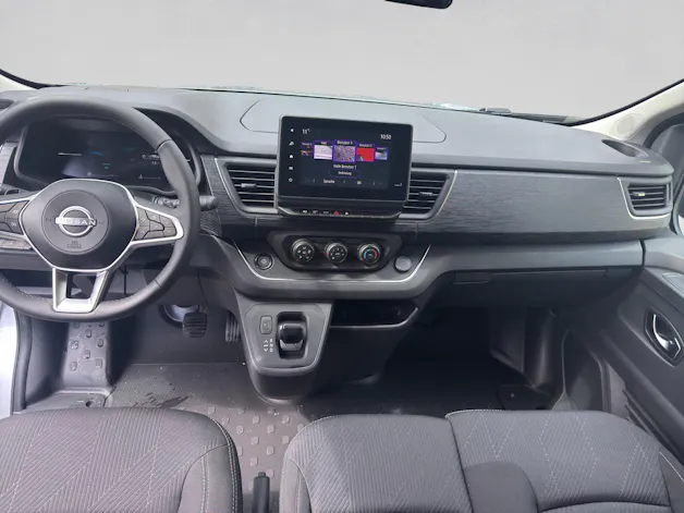Nissan Tekna L1H1 170 2.0dCi 9pl