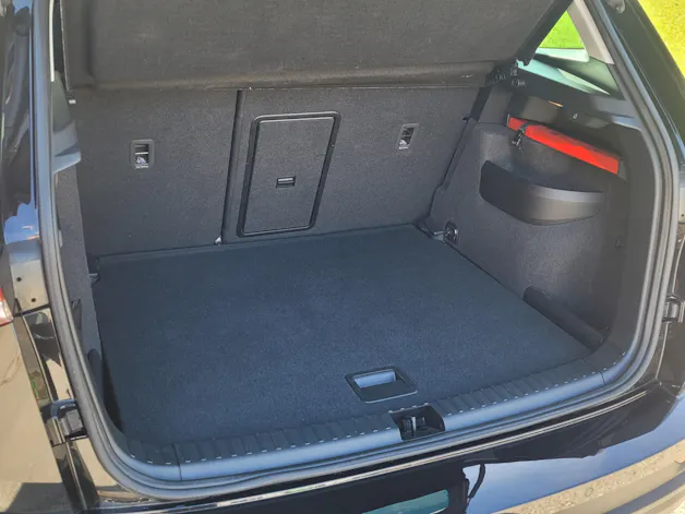Škoda Karoq 2.0 TDI CR Selection 4x4 DSG *Anhängerkupplung+Garantie*