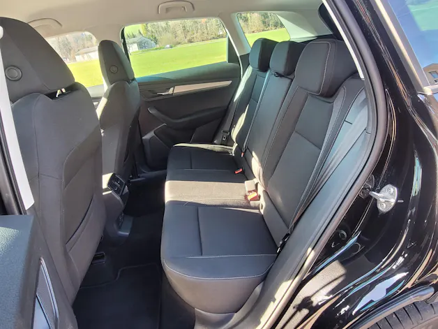 Škoda Karoq 2.0 TDI CR Selection 4x4 DSG *Anhängerkupplung+Garantie*