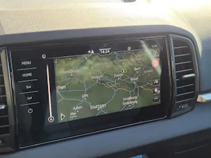 Škoda Karoq 2.0 TDI CR Selection 4x4 DSG *Anhängerkupplung+Garantie*