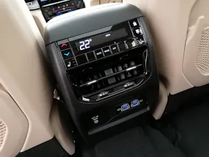 Jeep Grand Cherokee Limited L 3.6 AWD