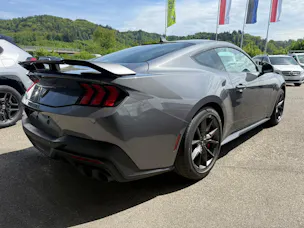 Ford Mustang Fastback 5.0 V8 Dark Horse Automat