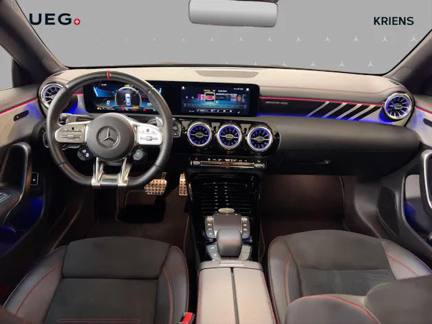 Mercedes-Benz CLA 35 4M - AMG / Multibeam LED / Rückfahrkamera / Panorama-Dach