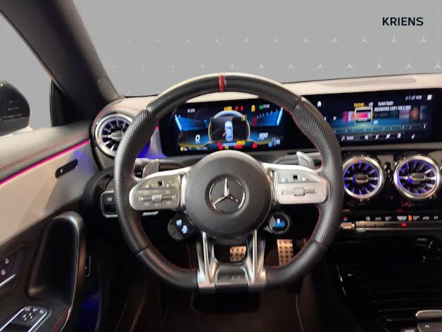 Mercedes-Benz CLA 35 4M - AMG / Multibeam LED / Rückfahrkamera / Panorama-Dach