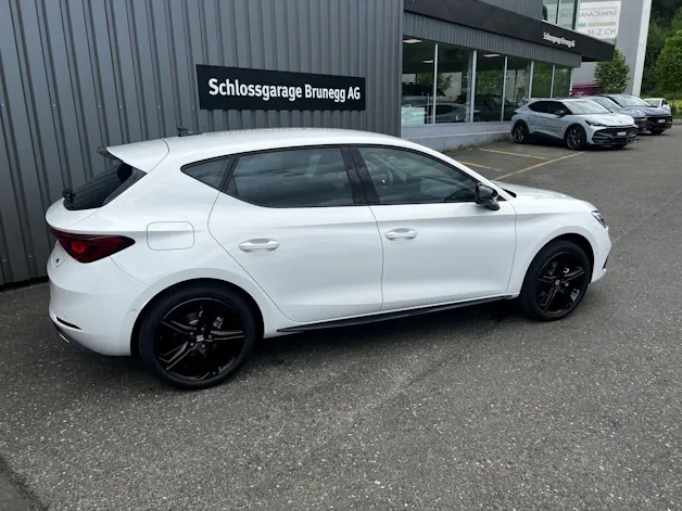 SEAT Leon 1.5 eTSI mHEV DSG 75 Edition