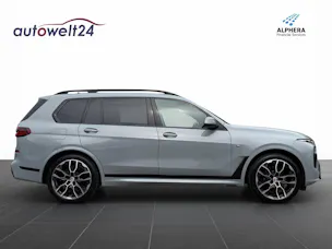 BMW X7 xDrive 48V 40i M Sport Pro Steptronic 7-PLÄTZER!!!