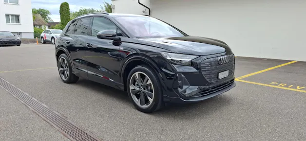 Audi Q4 e-tron 45 Edition Swiss Ski quattro