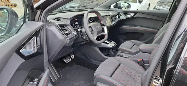 Audi Q4 e-tron 45 Edition Swiss Ski quattro