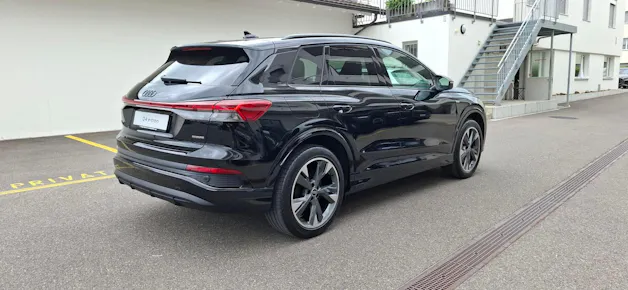 Audi Q4 e-tron 45 Edition Swiss Ski quattro