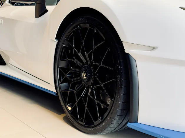 Lamborghini STO Coupé DCT RWD
