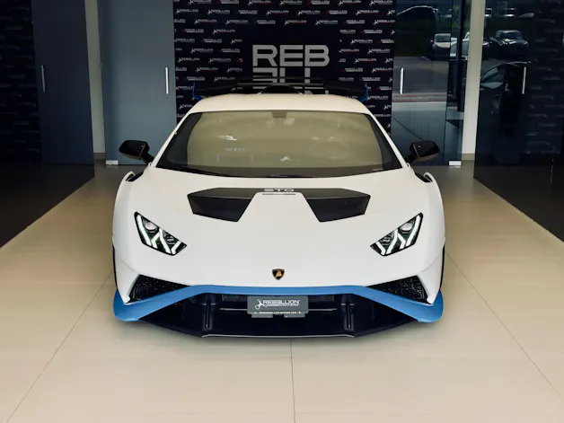 Lamborghini STO Coupé DCT RWD