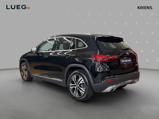 Mercedes-Benz GLA 200 - Progressive / Rückfahrkamera / Spiegel-Paket / Winter-Paket / AHK