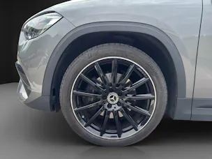 Mercedes-Benz GLA 220d 4Matic 8G-DCT