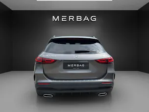 Mercedes-Benz GLA 220d 4Matic 8G-DCT