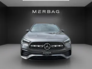 Mercedes-Benz GLA 220d 4Matic 8G-DCT