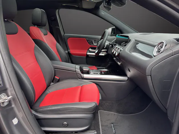Mercedes-Benz GLA 220d 4Matic 8G-DCT