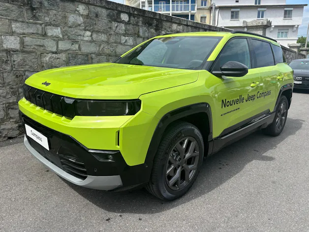 Jeep Compass 1.2 T e-Hybrid First Edition