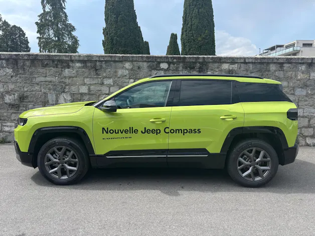 Jeep Compass 1.2 T e-Hybrid First Edition