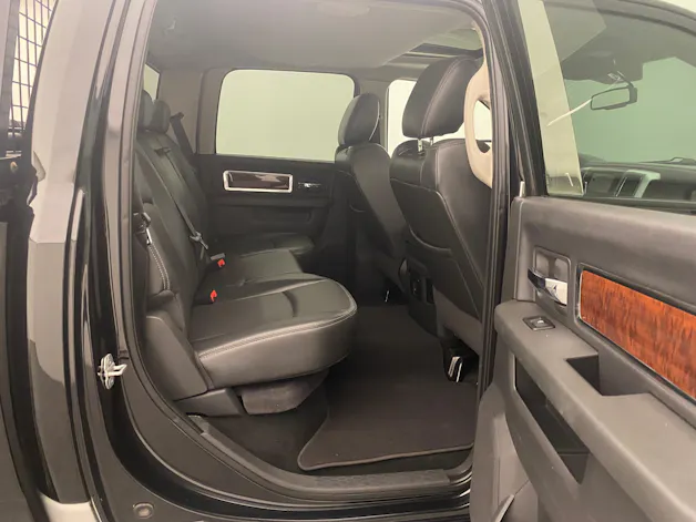 Dodge Ram 1500 5.7 Laramie Crew Cab