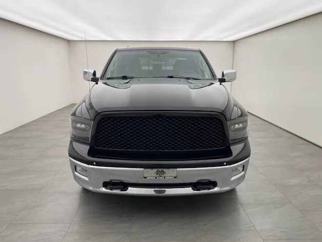 Dodge Ram 1500 5.7 Laramie Crew Cab