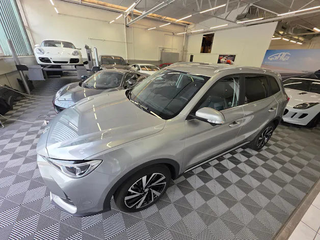 MG ZS 1.5 HEV Luxury
