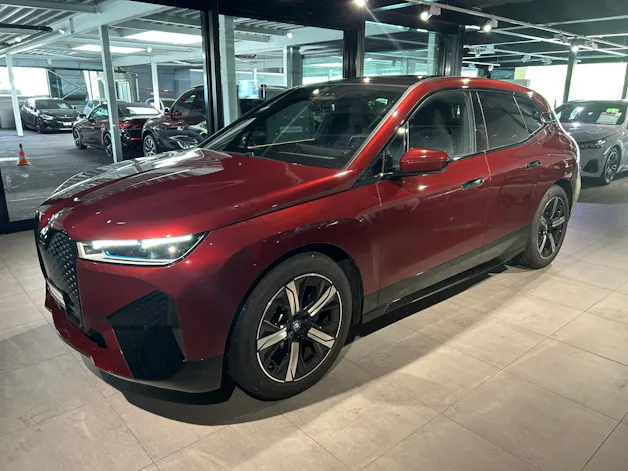 BMW iX xDrive40