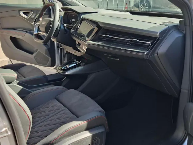 Audi Q4 Sportback e-tron 45 Edition Swiss Ski quattro