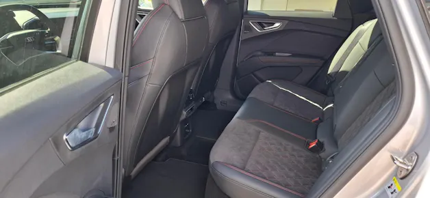 Audi Q4 Sportback e-tron 45 Edition Swiss Ski quattro