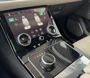 Land Rover Range Rover Velar P 380 First Edition Automatic