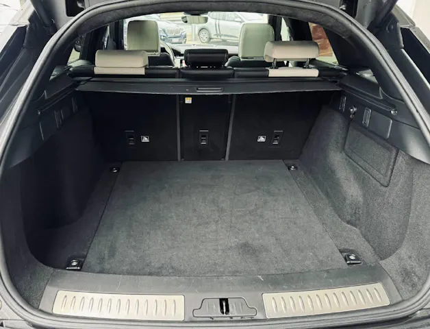 Land Rover Range Rover Velar P 380 First Edition Automatic