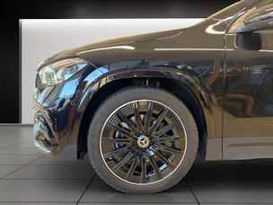 Mercedes-Benz GLA 220 4Matic 8G-DCT