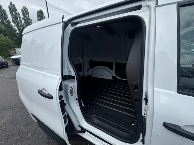 Nissan Van 1.3 DIG-T 6MT L1H1 Acenta