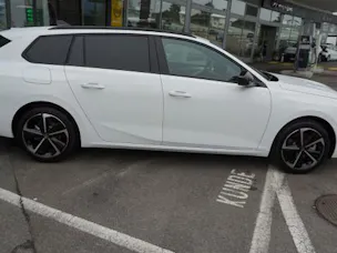 Opel Astra ST 1.2i MHEV Edit.