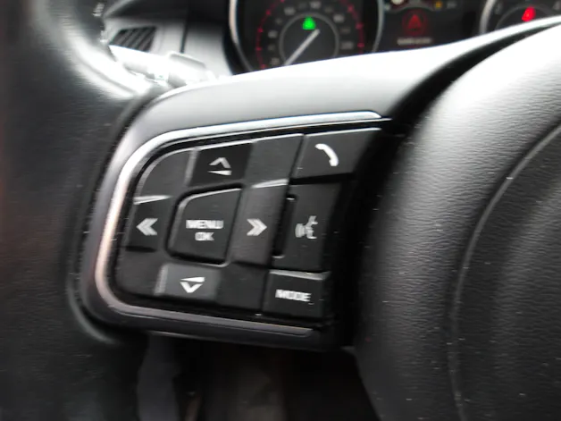 Jaguar E-Pace 2.0d D150 S AWD Automatik