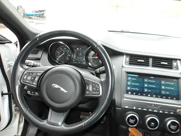 Jaguar E-Pace 2.0d D150 S AWD Automatik