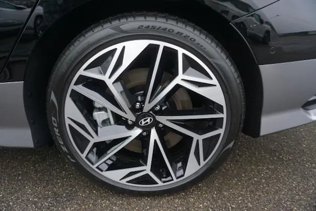 Hyundai Ioniq 6 77kWh Launch 4WD