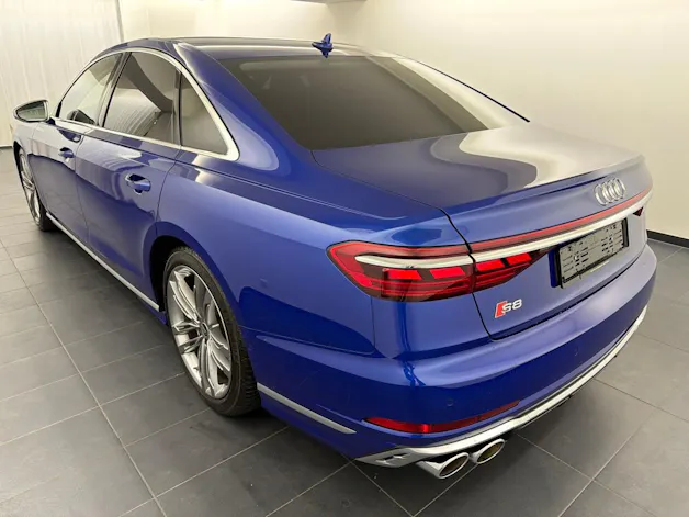 Audi S8 TFSI quatt. tiptronic